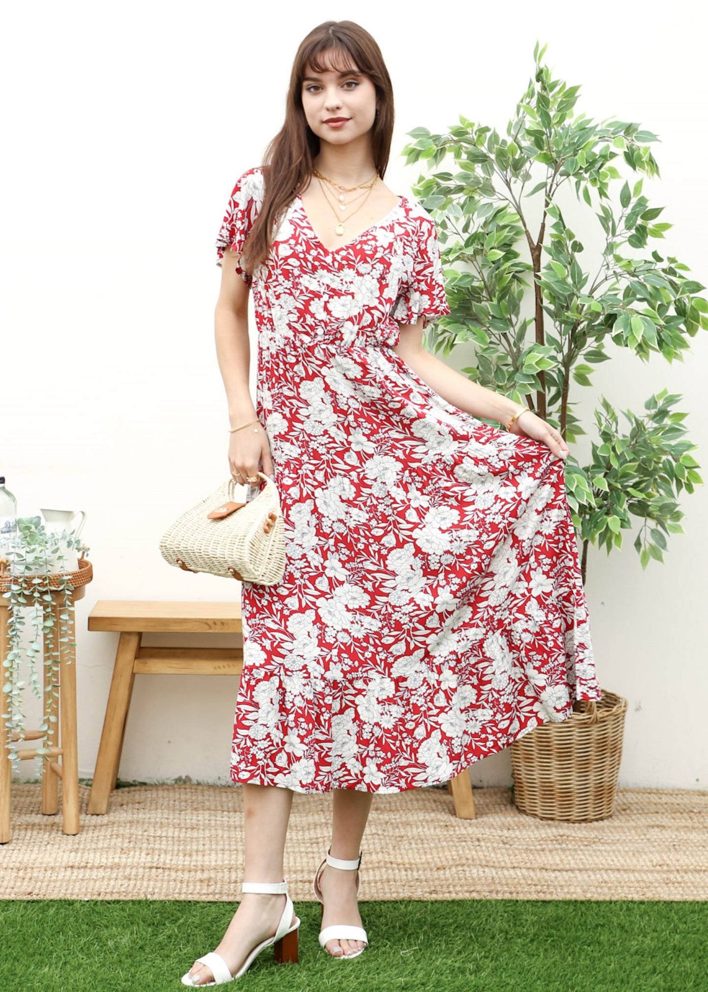 Vestido midi con escote en V y estampado floral