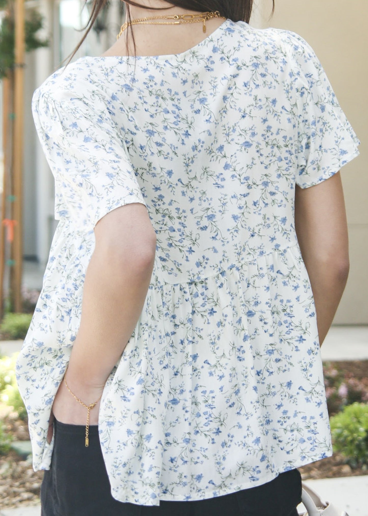 Blusa ligera con estampado floral