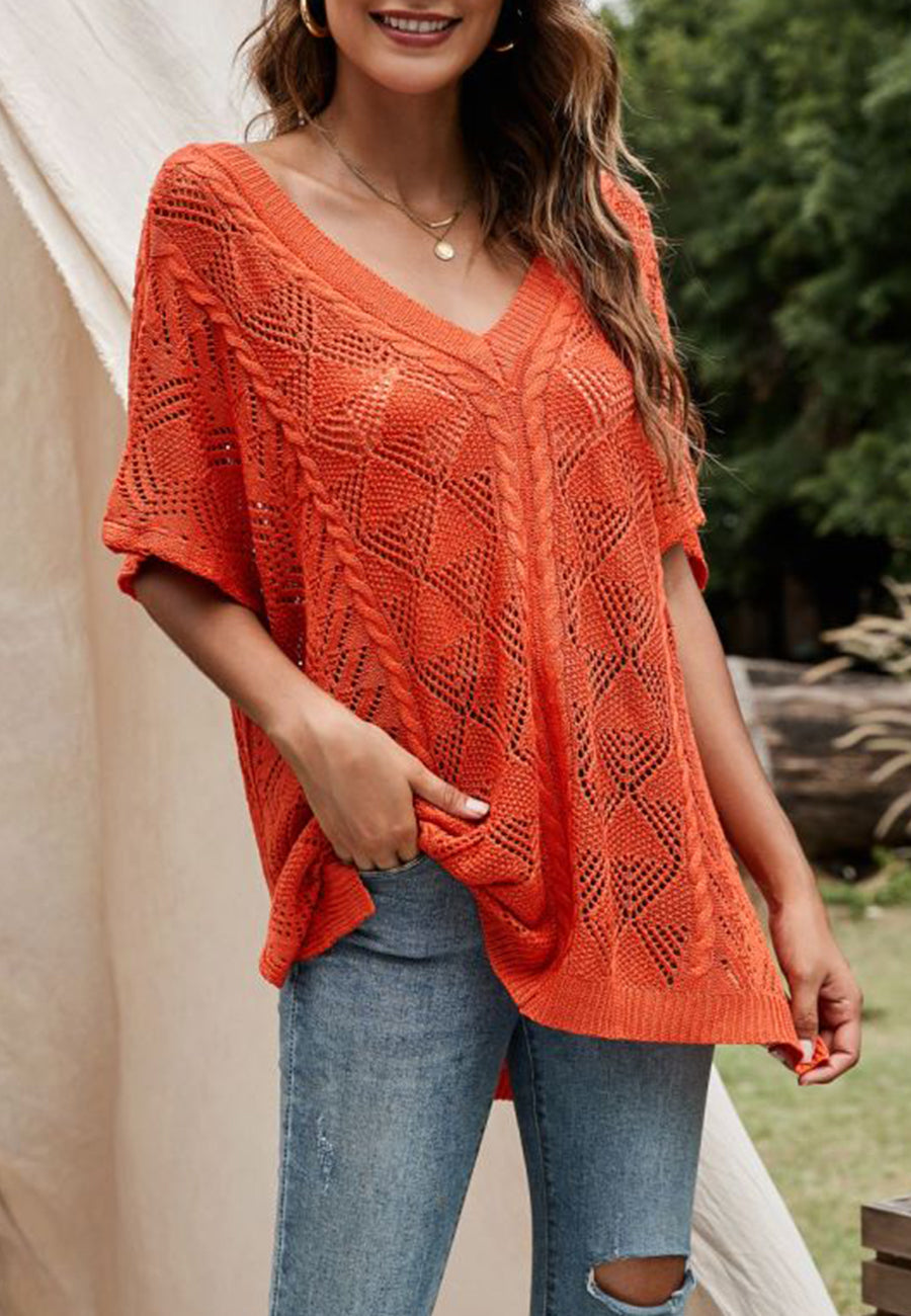 Top tipo poncho de crochet con detalle en la espalda