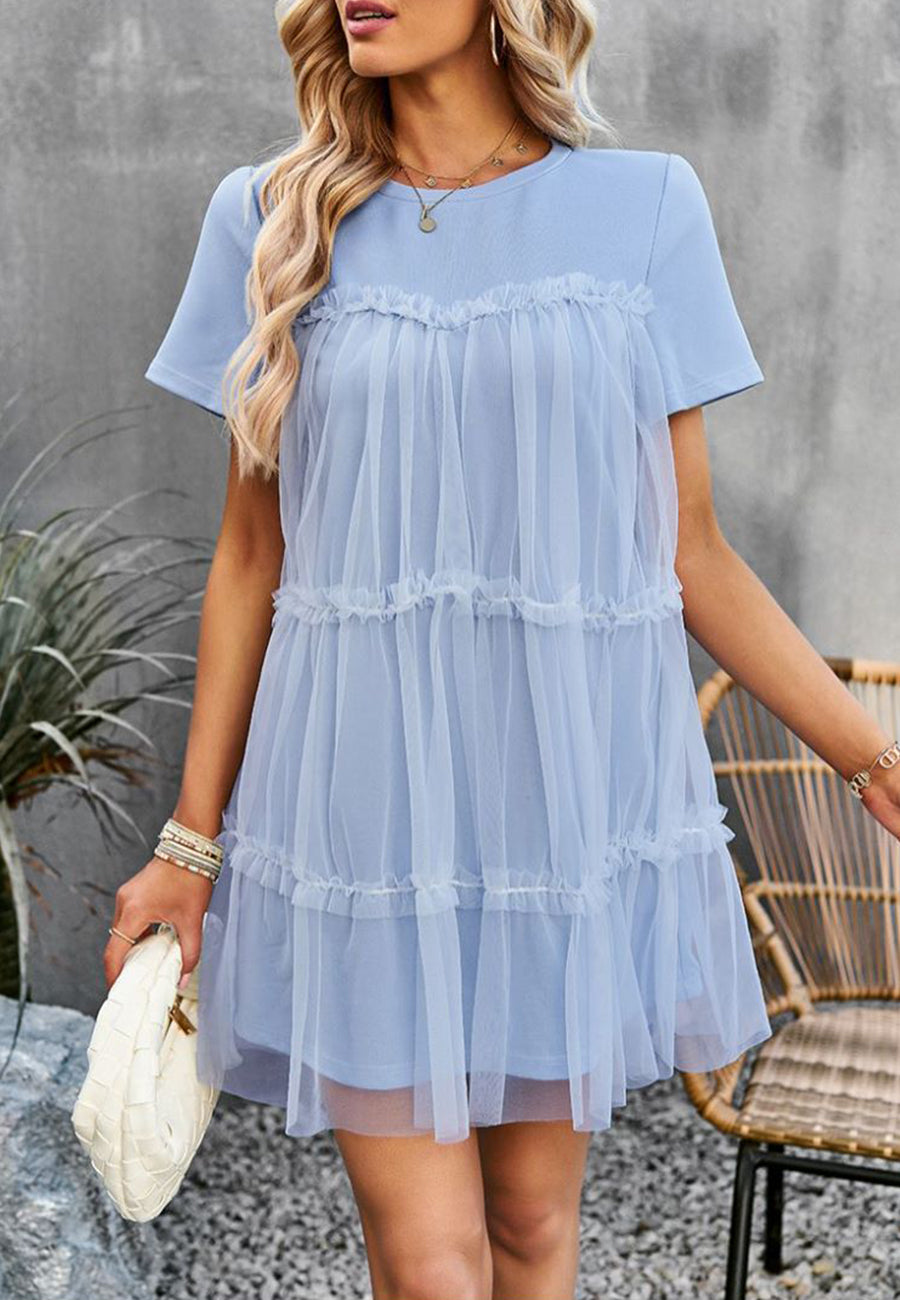 Vestido de tul con cuello redondo