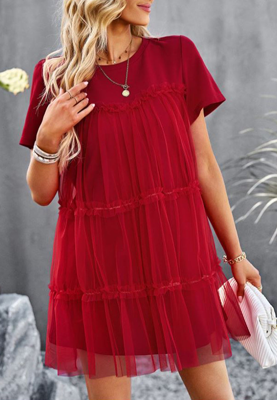 Vestido de tul con cuello redondo