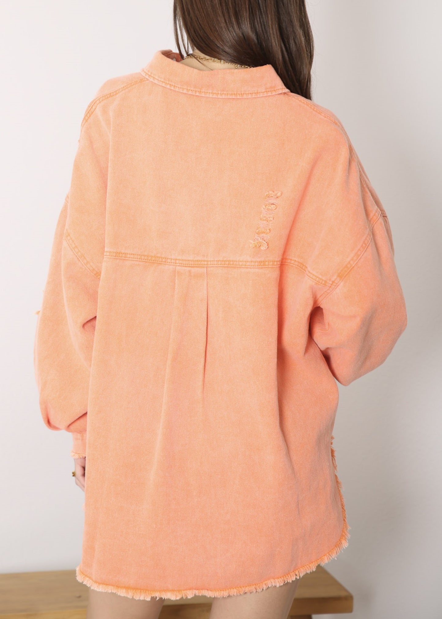 Chaqueta de mezclilla desgastada