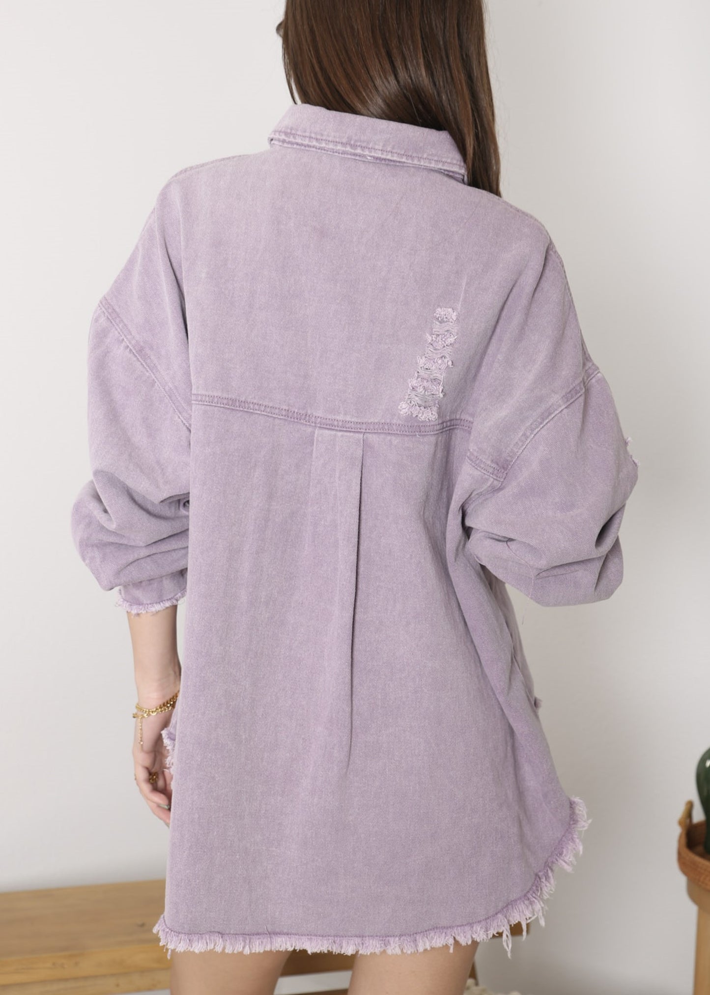 Chaqueta de mezclilla desgastada