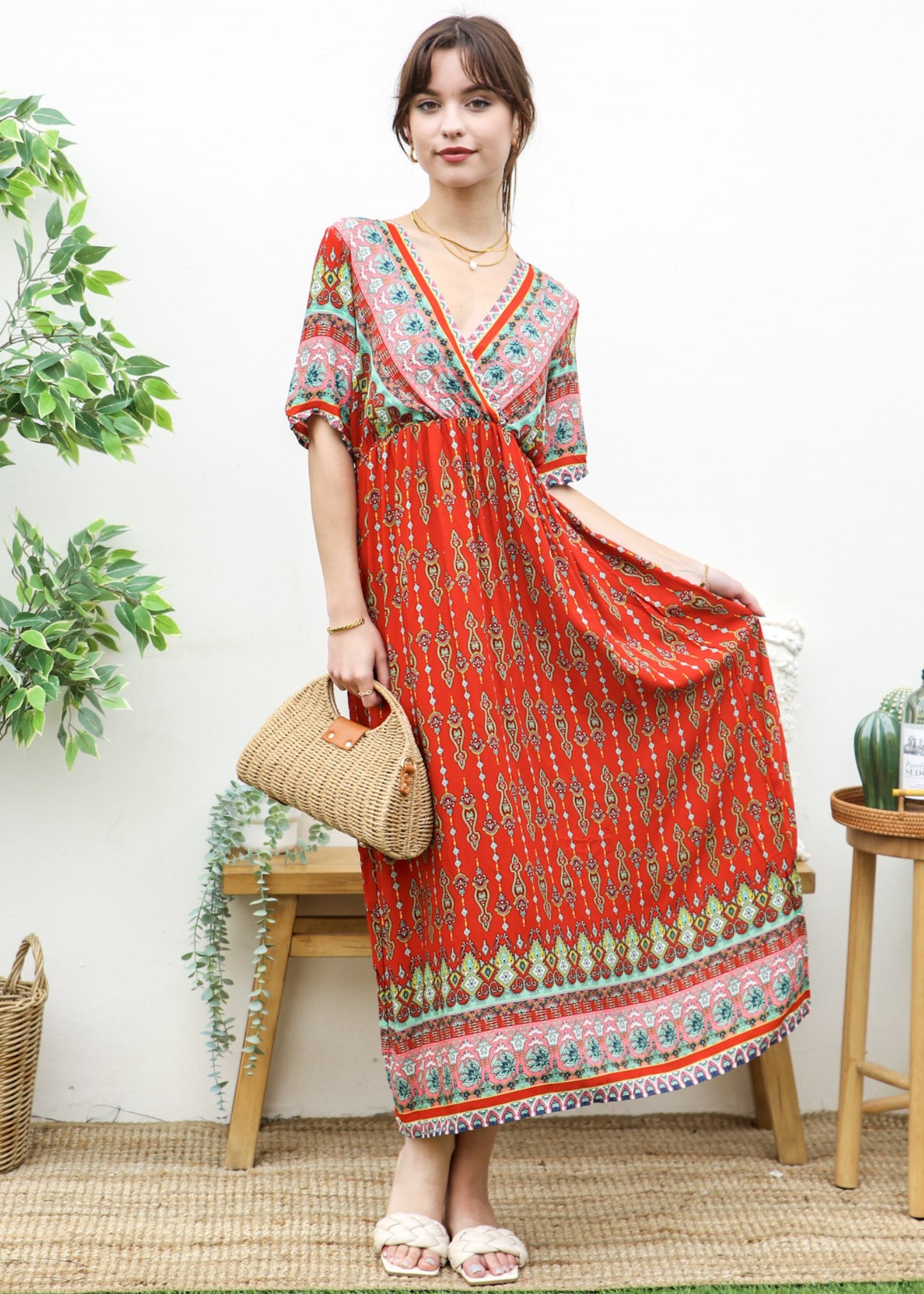 Vestido largo bohemio con escote cruzado