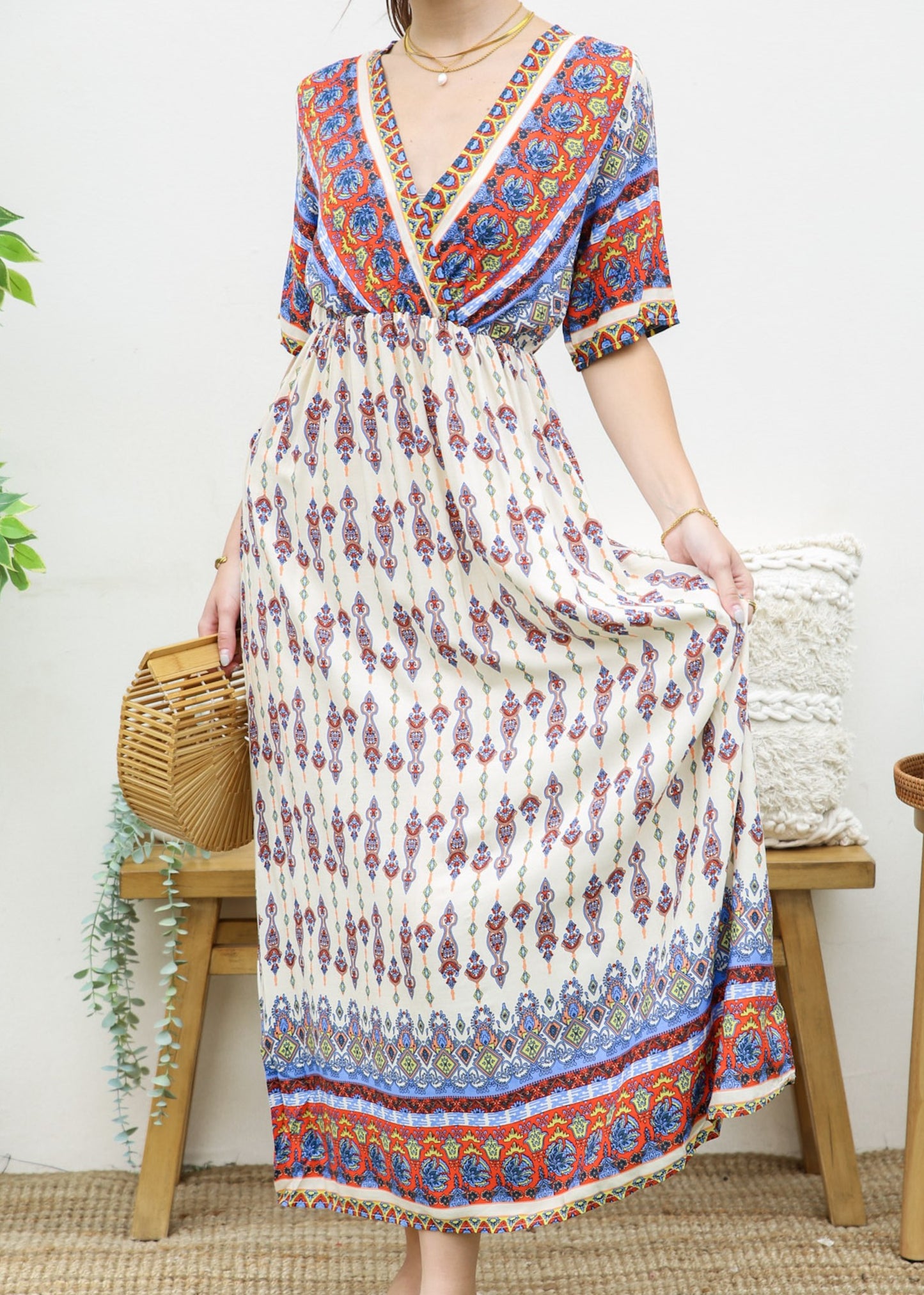 Vestido largo bohemio con escote cruzado