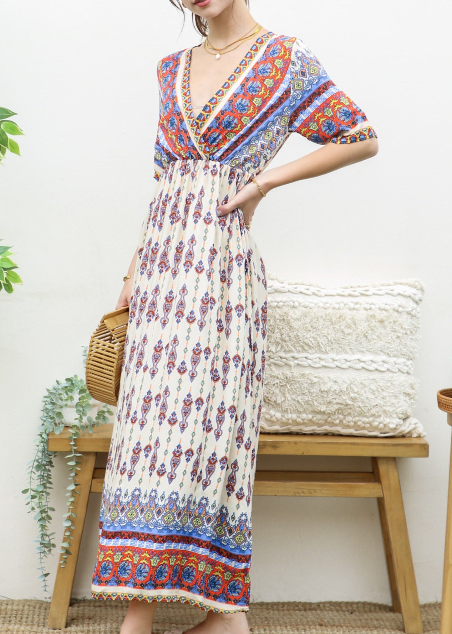 Vestido largo bohemio con escote cruzado