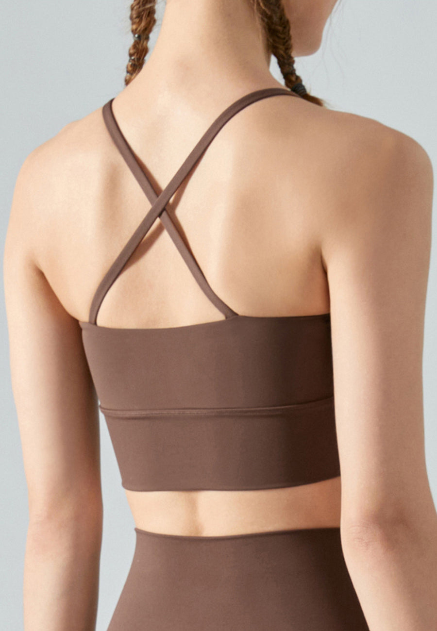 Top de cuello halter de color sólido