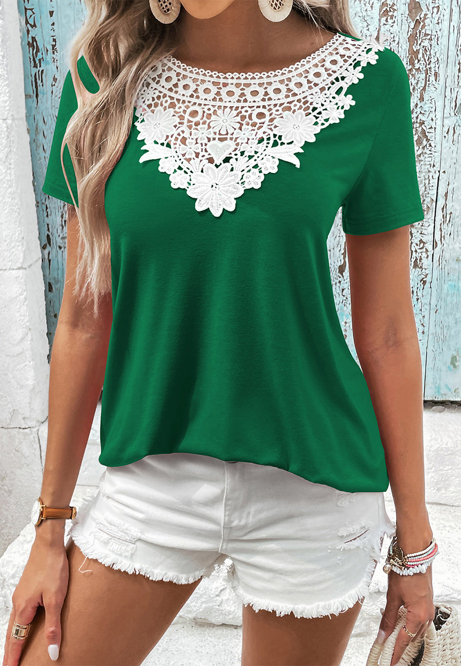 Camiseta con detalle de encaje en contraste