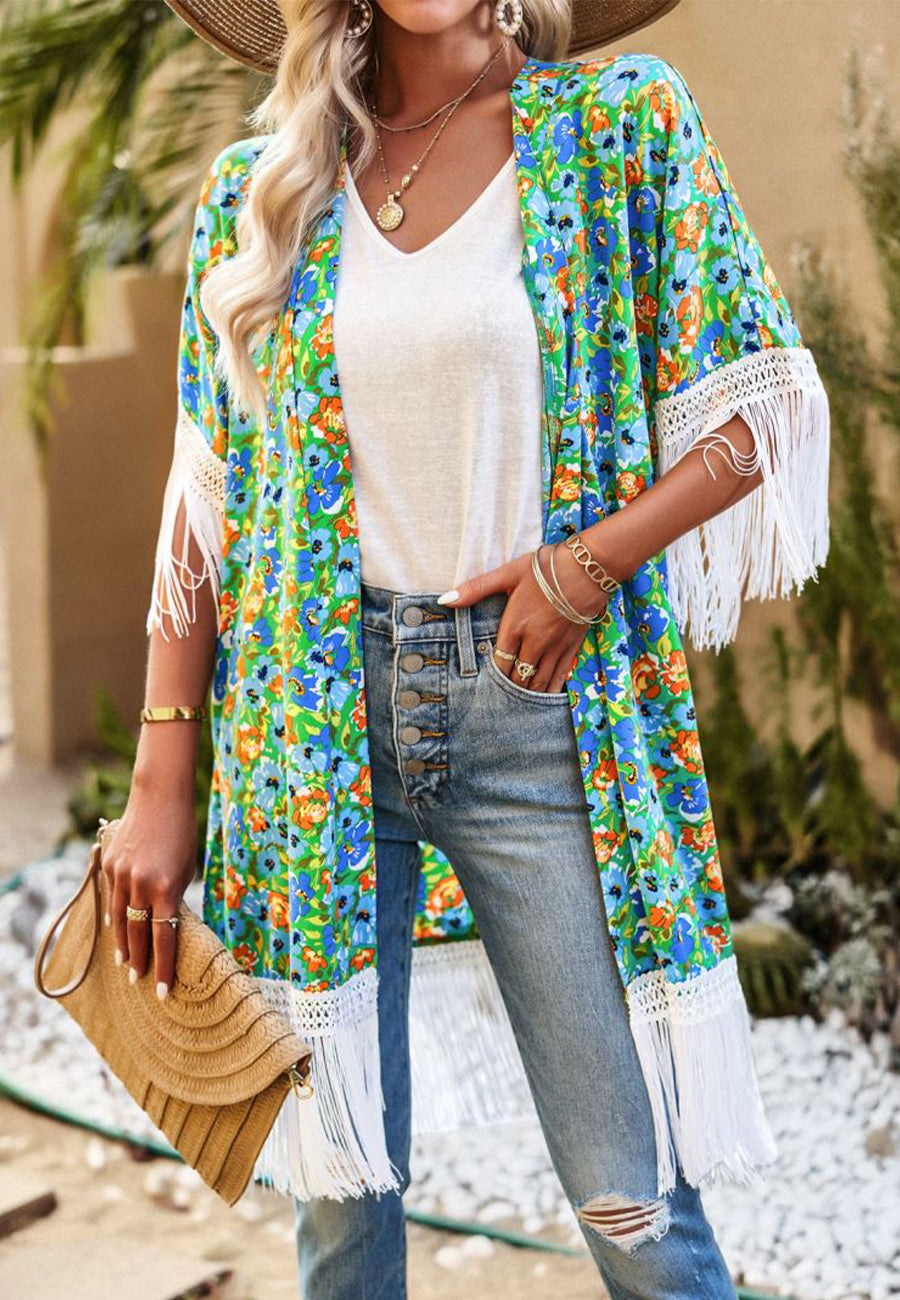 Kimono con borlas y estampado floral