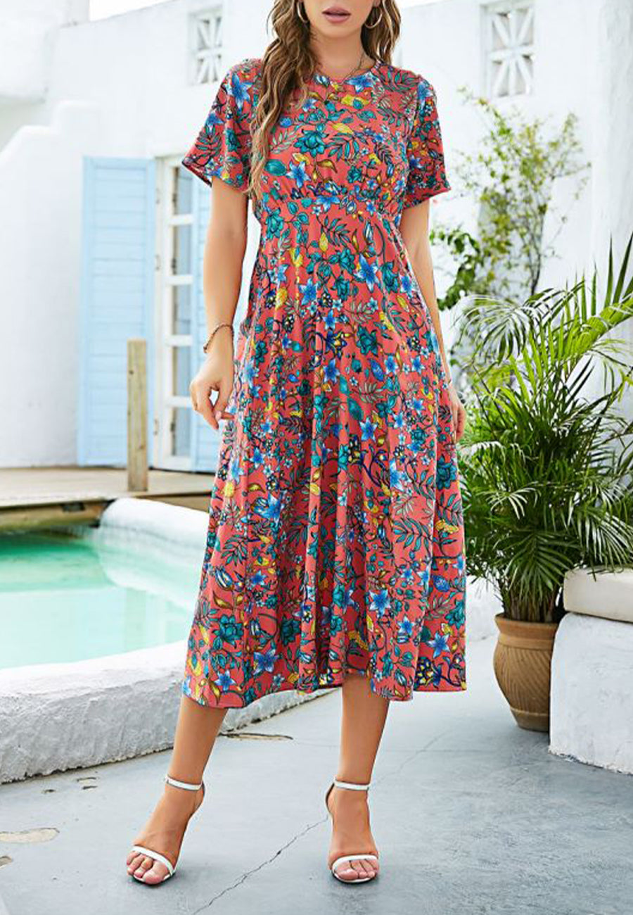 Vestido con estampado floral y cintura plisada