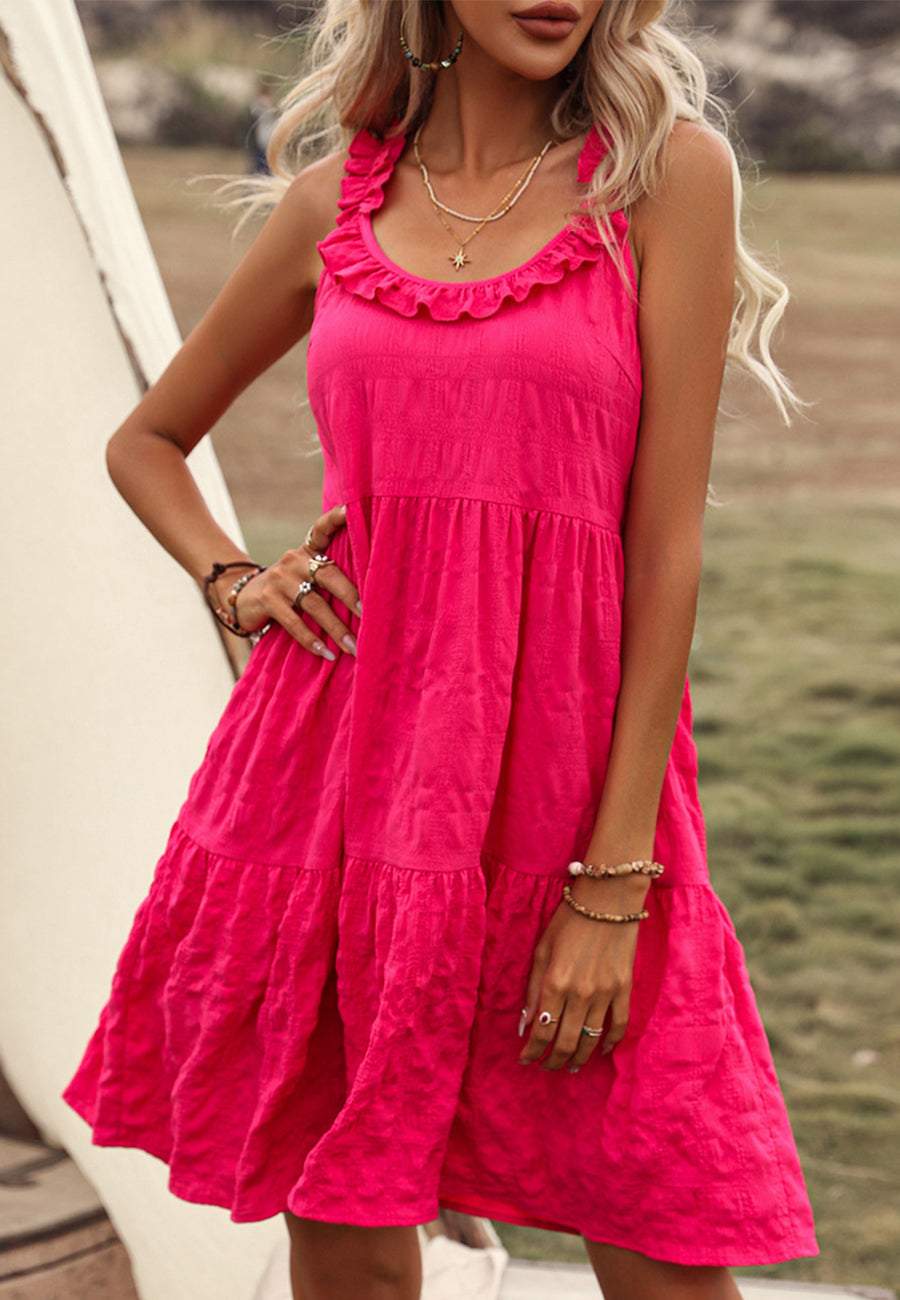 Vestido de verano con escote redondo y volantes