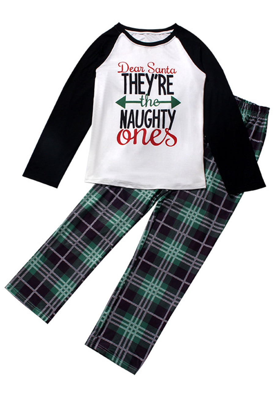 Conjunto de camiseta de béisbol y pantalón a cuadros