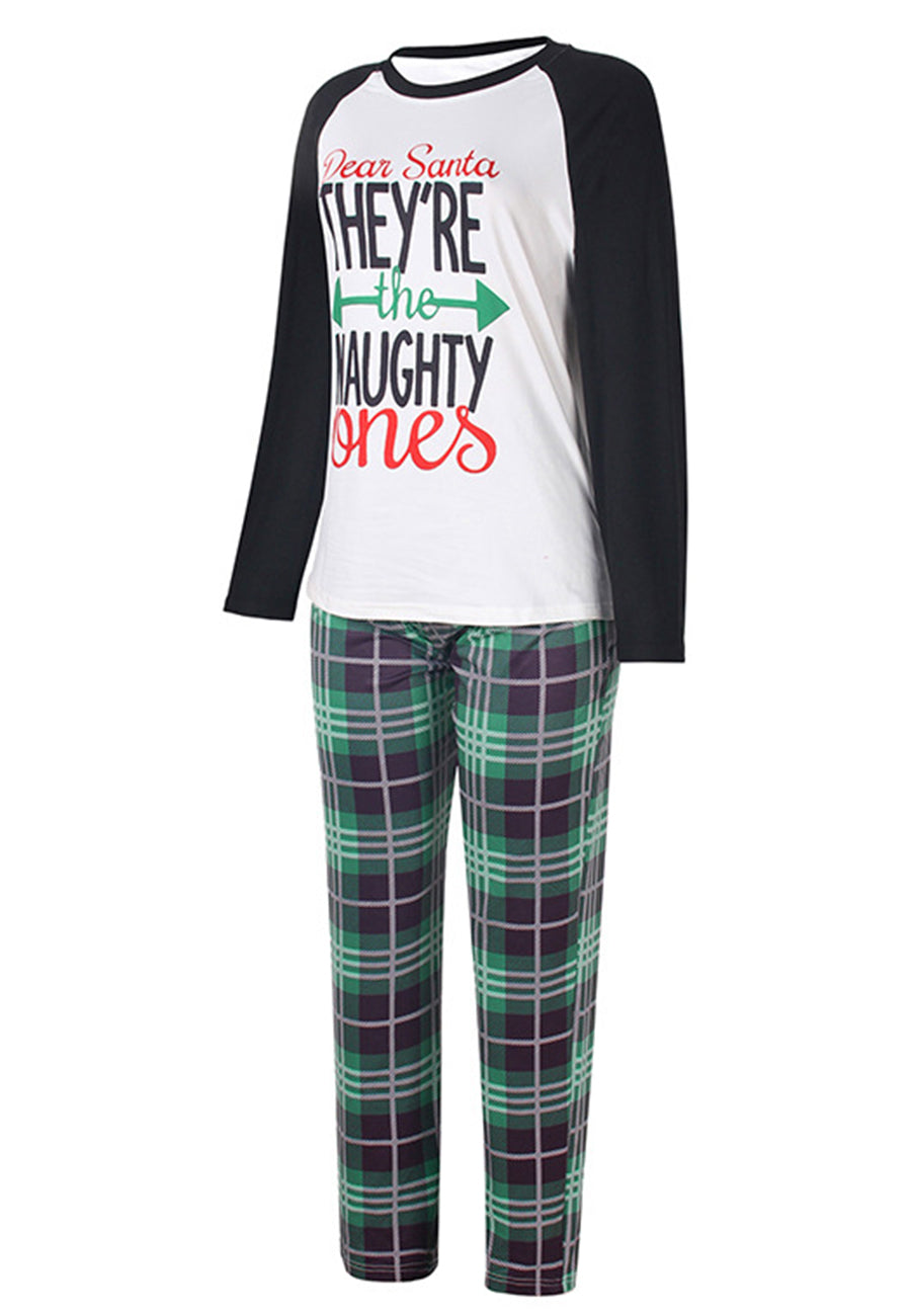 Conjunto de camiseta de béisbol y pantalón a cuadros