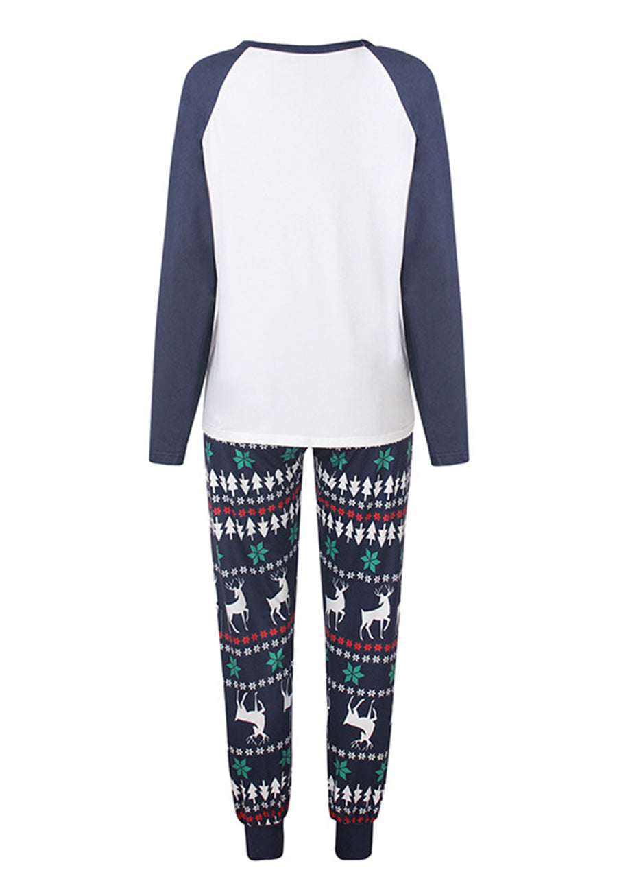 Pijama con diseño de renos