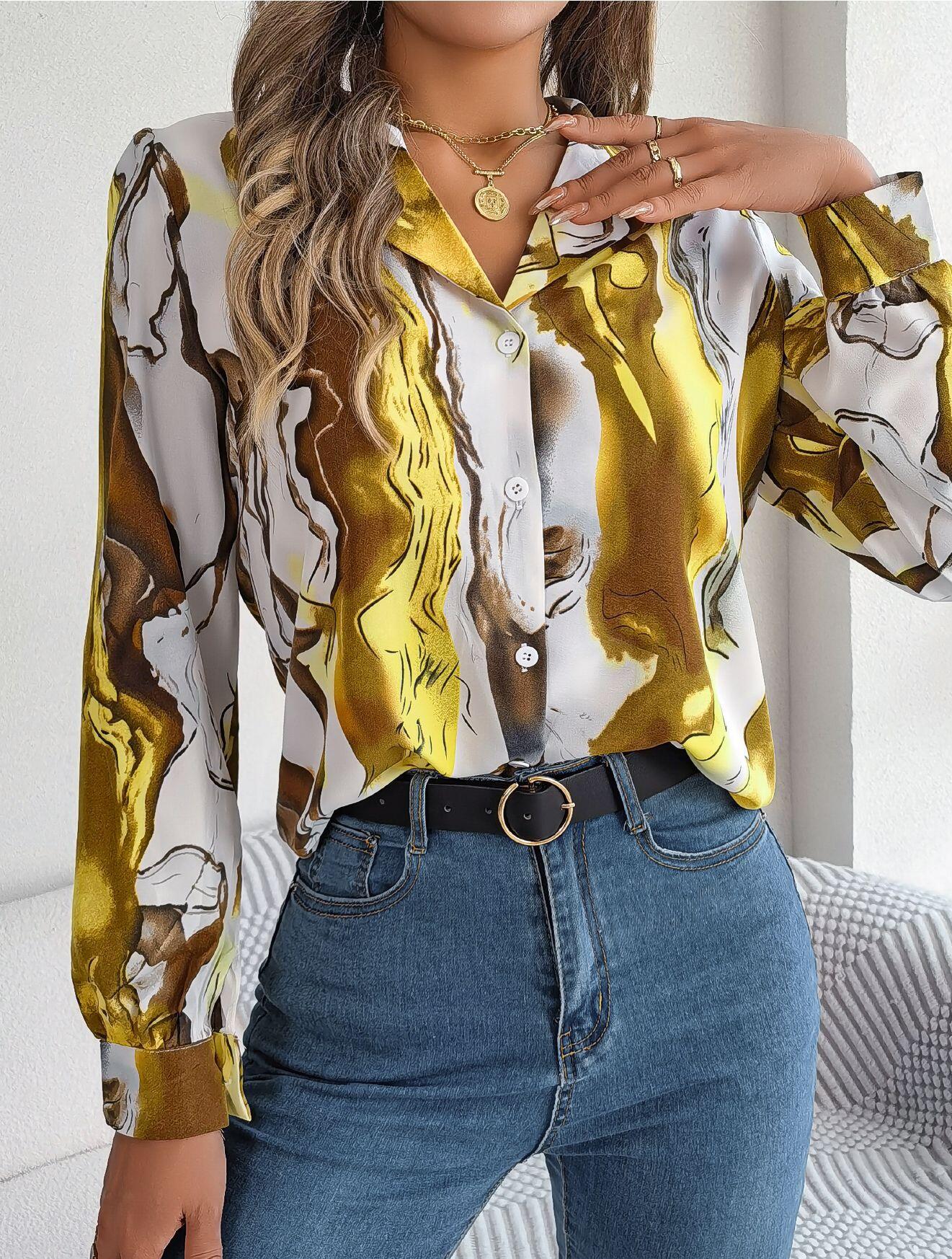 Camisa con botones y estampado abstracto