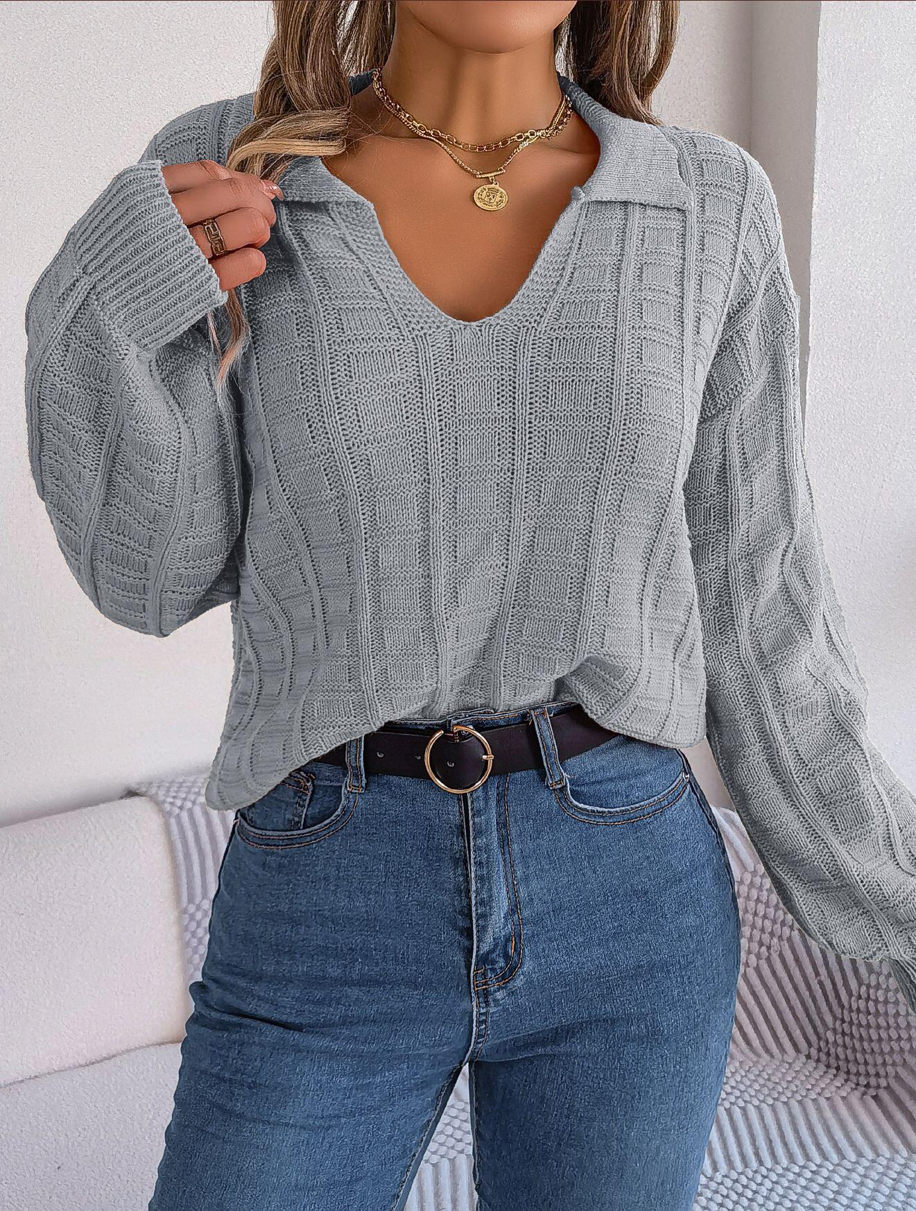 Suéter con cuello y estampado de cuadrados