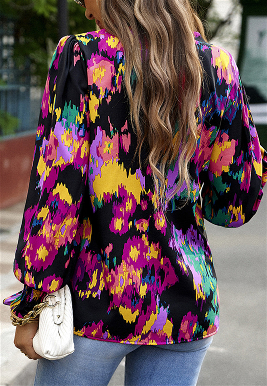 Blusa de manga larga con estampado abstracto multicolor