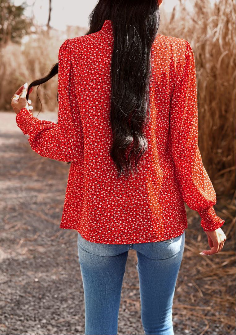 Blusa de manga larga con puños fruncidos