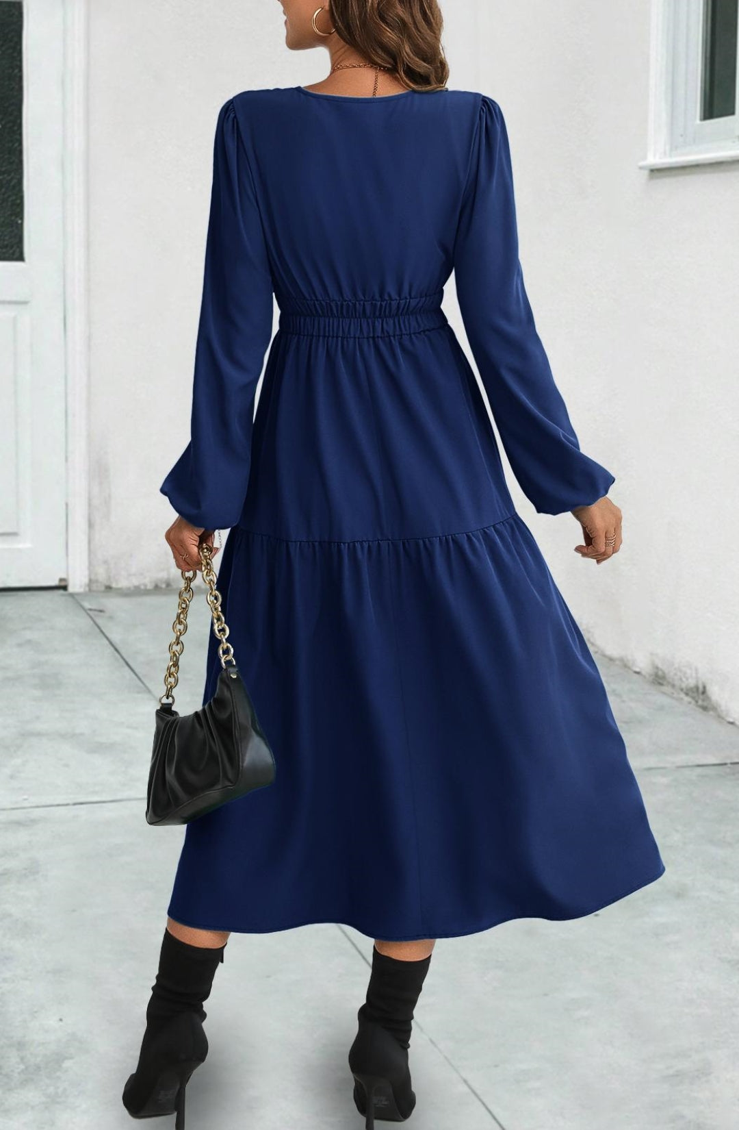 Vestido de color liso con cintura ceñida