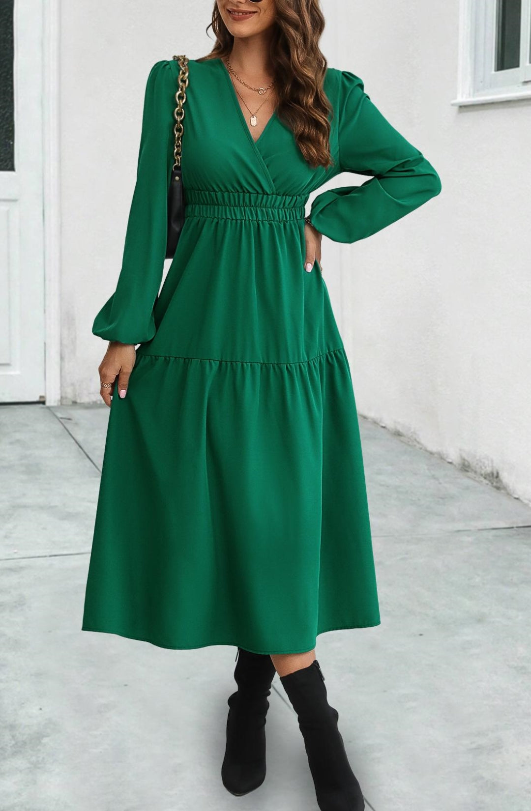 Vestido de color liso con cintura ceñida