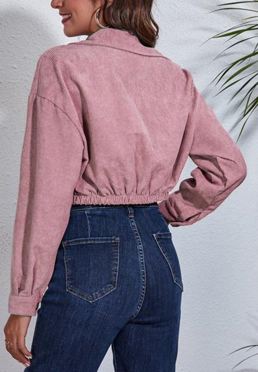 Chaqueta de pana corta con botones en la parte delantera