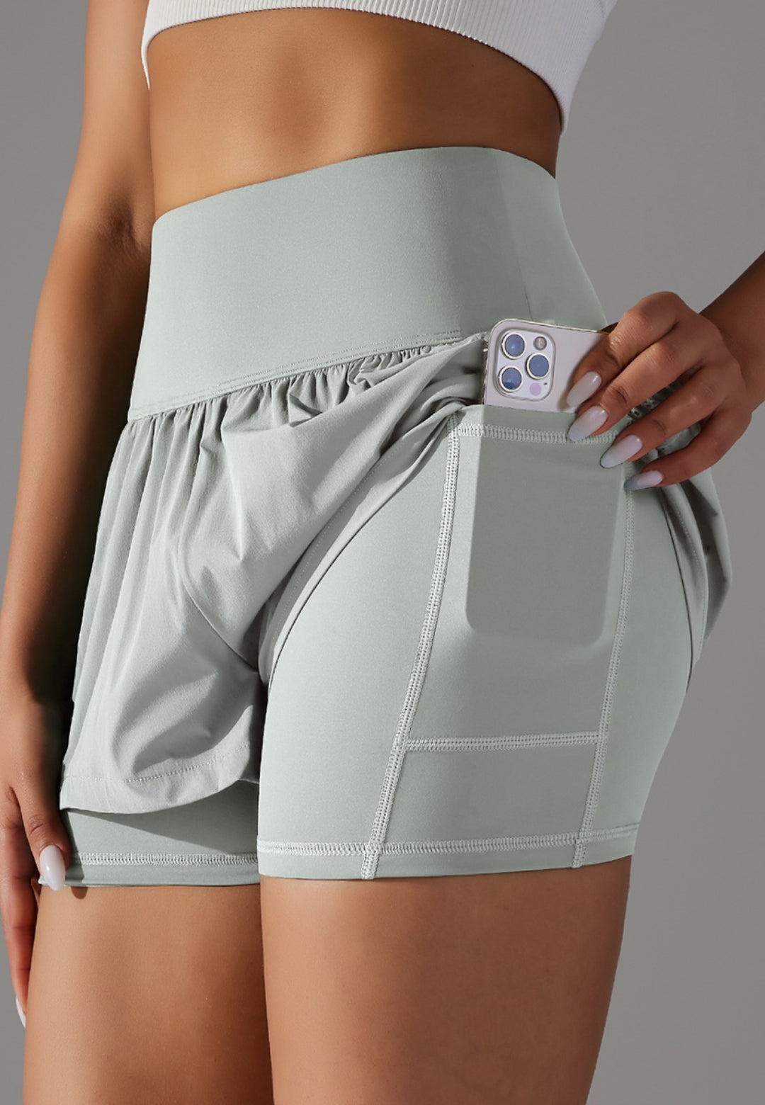 Pantalones cortos con volantes y cintura alta