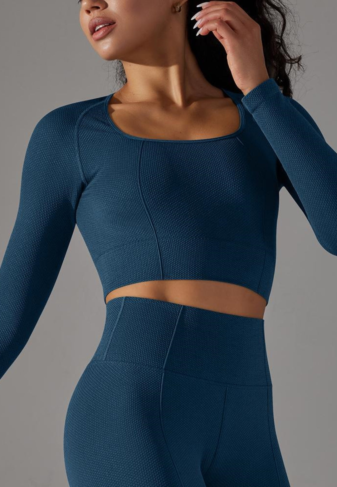 Top deportivo texturizado con escote cuadrado