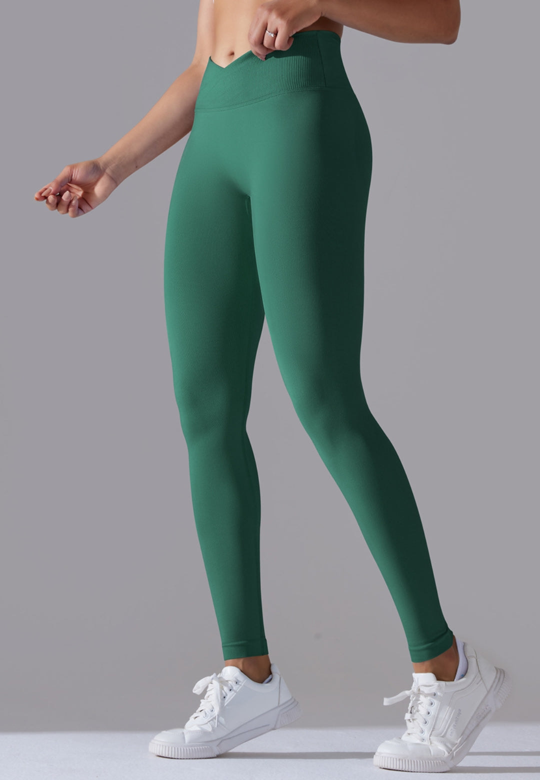 Leggings deportivos con cintura en V y canalé