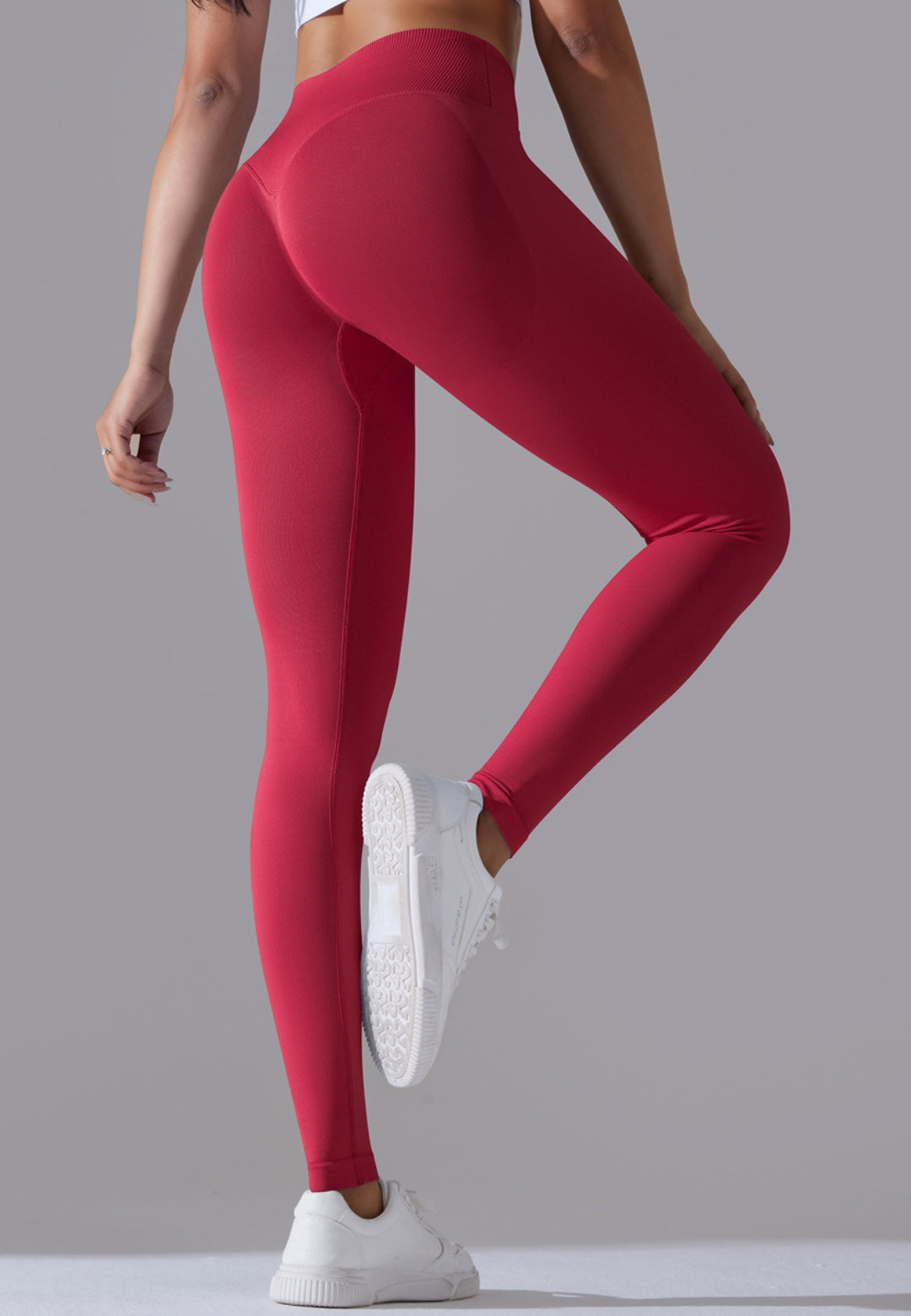 Leggings deportivos con cintura en V y canalé