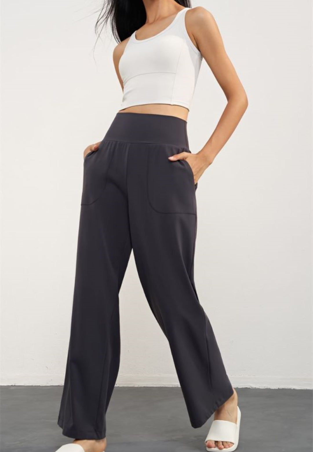 Camiseta deportiva sin mangas con cuello redondo