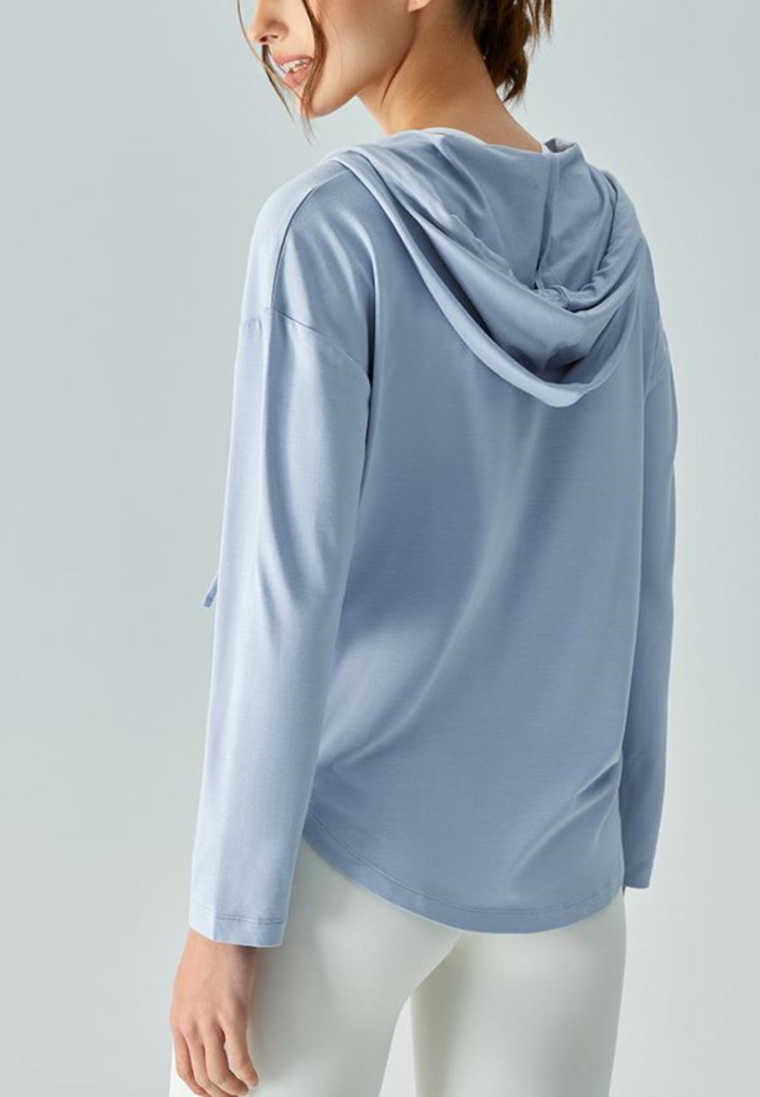 Sudadera con capucha Henley con botones y hombros caídos