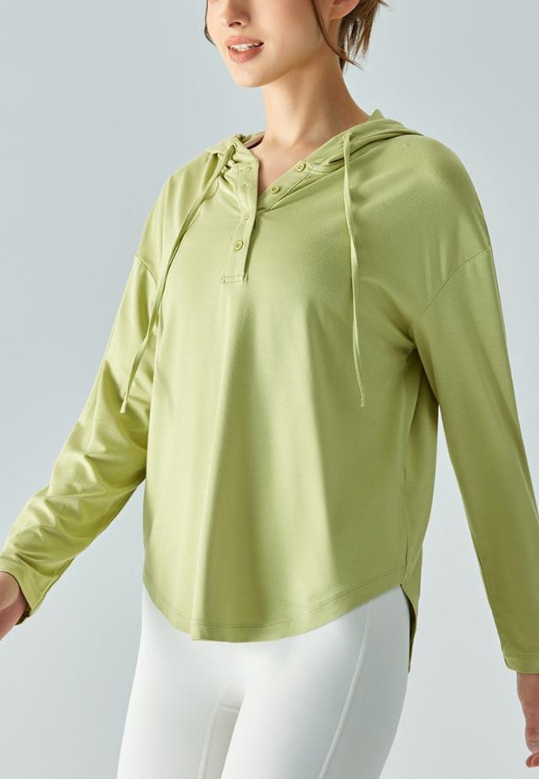 Sudadera con capucha Henley con botones y hombros caídos