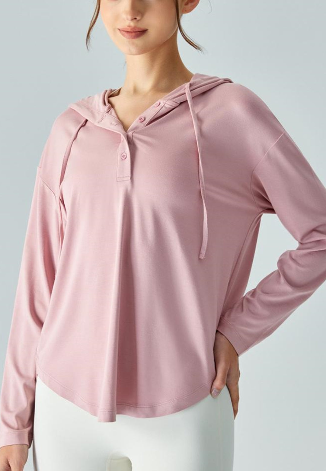 Sudadera con capucha Henley con botones y hombros caídos