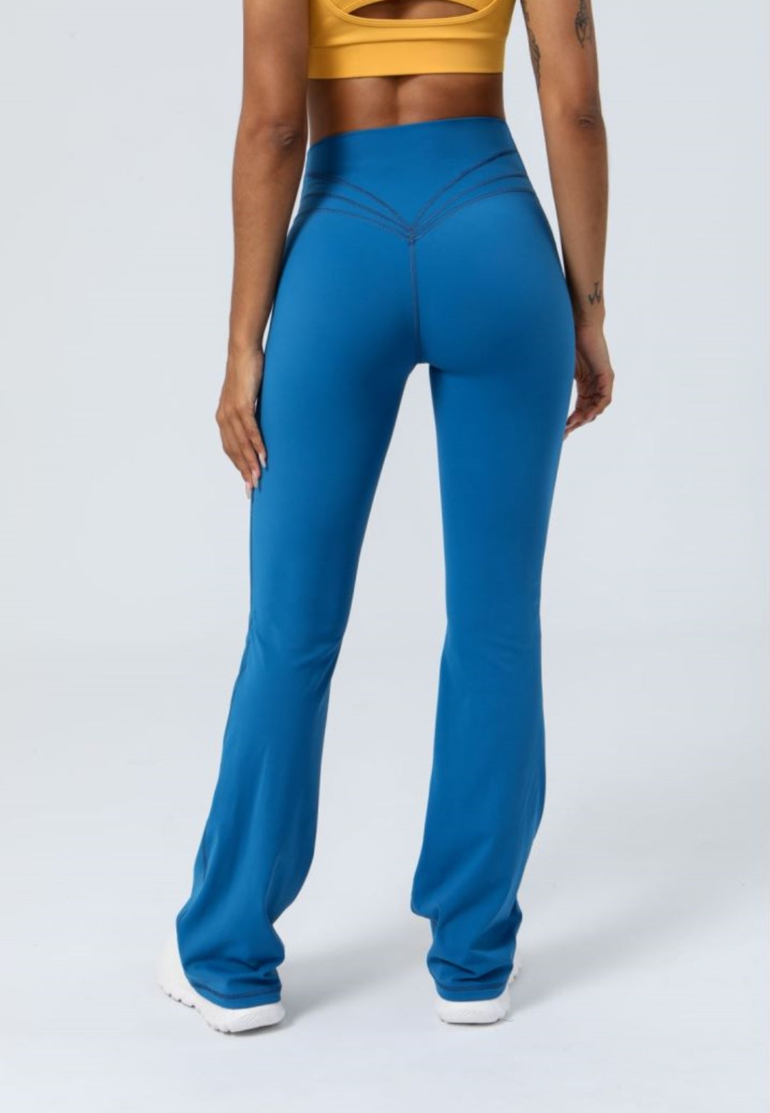 Pantalones deportivos ajustados de cintura alta y acampanados para fitness