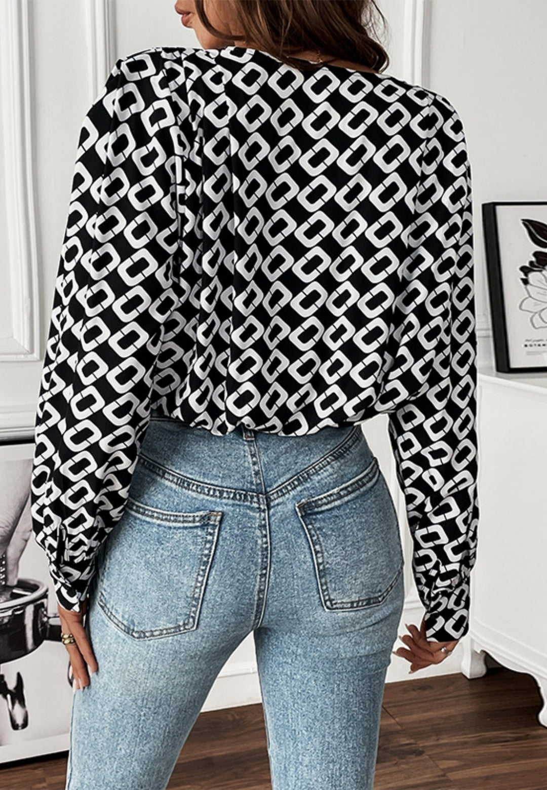 Geometric Print Long Sleeve Bodysuit
