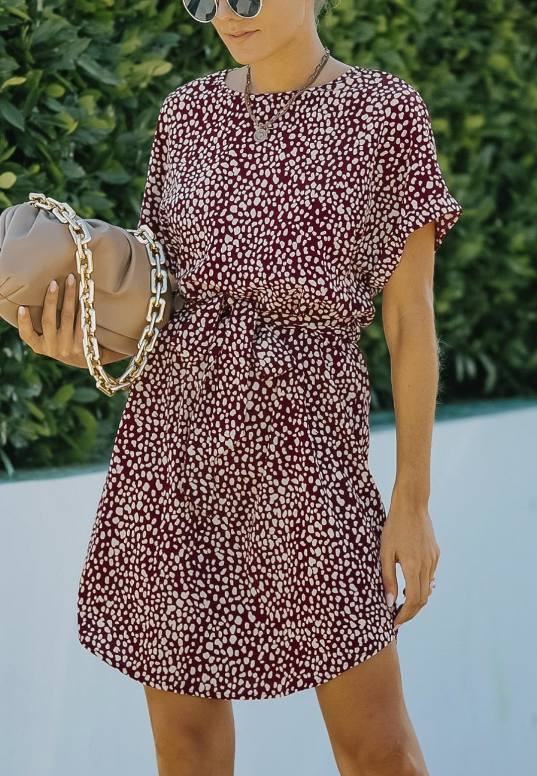 Vestido de cintura fruncida con estampado de guepardo