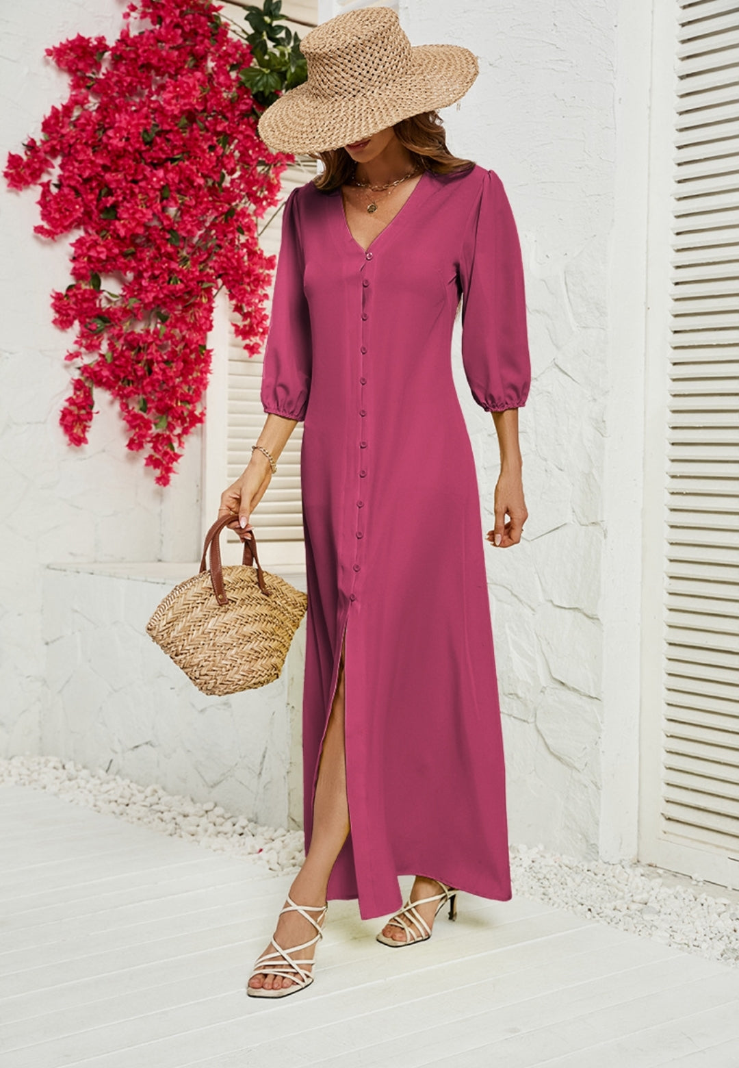 Vestido con abertura frontal y botones lisos