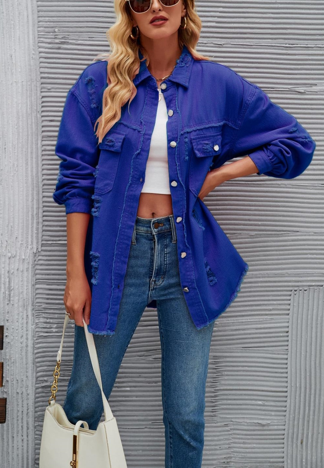 Chaqueta desgastada de color liso