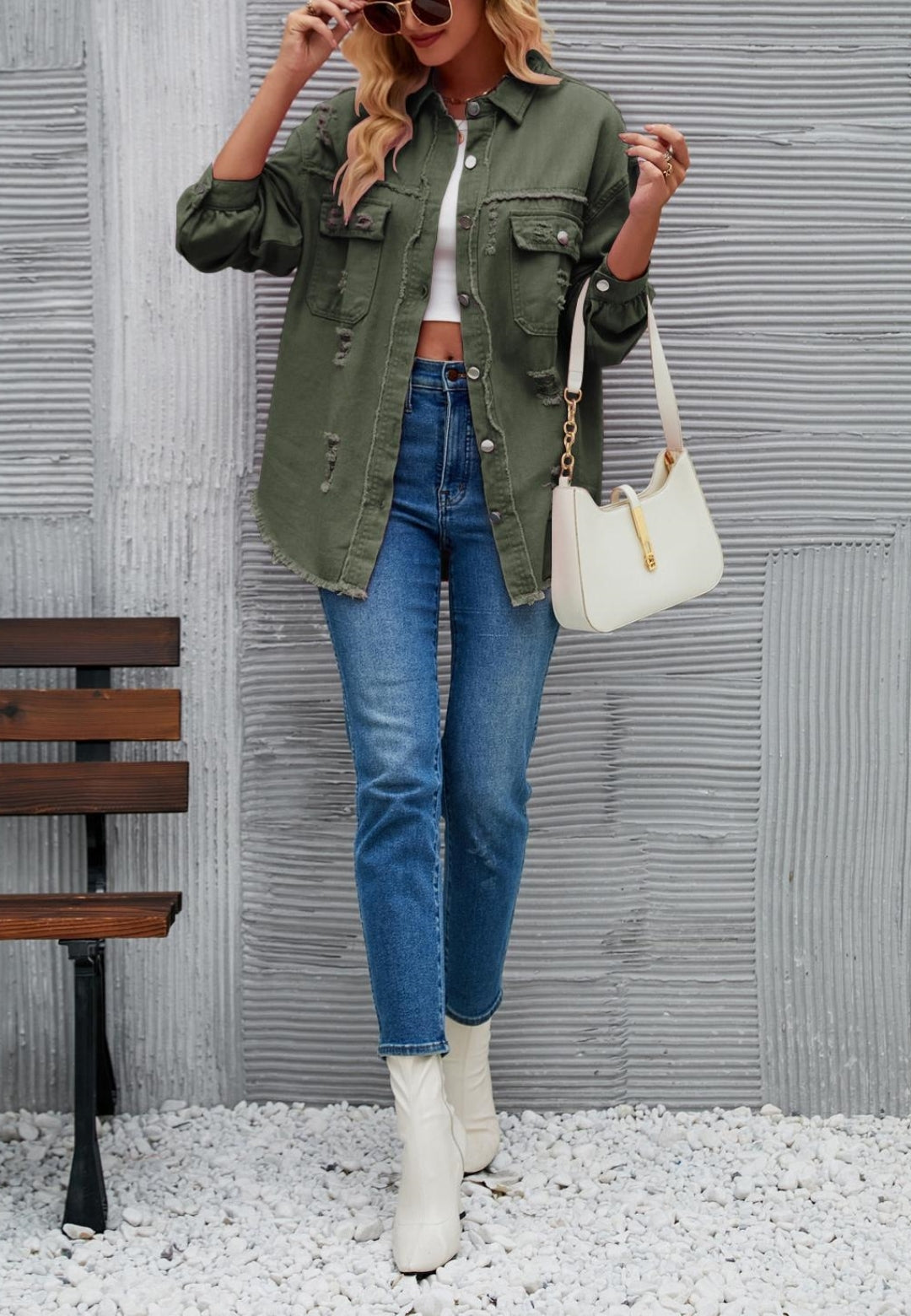 Chaqueta desgastada de color liso