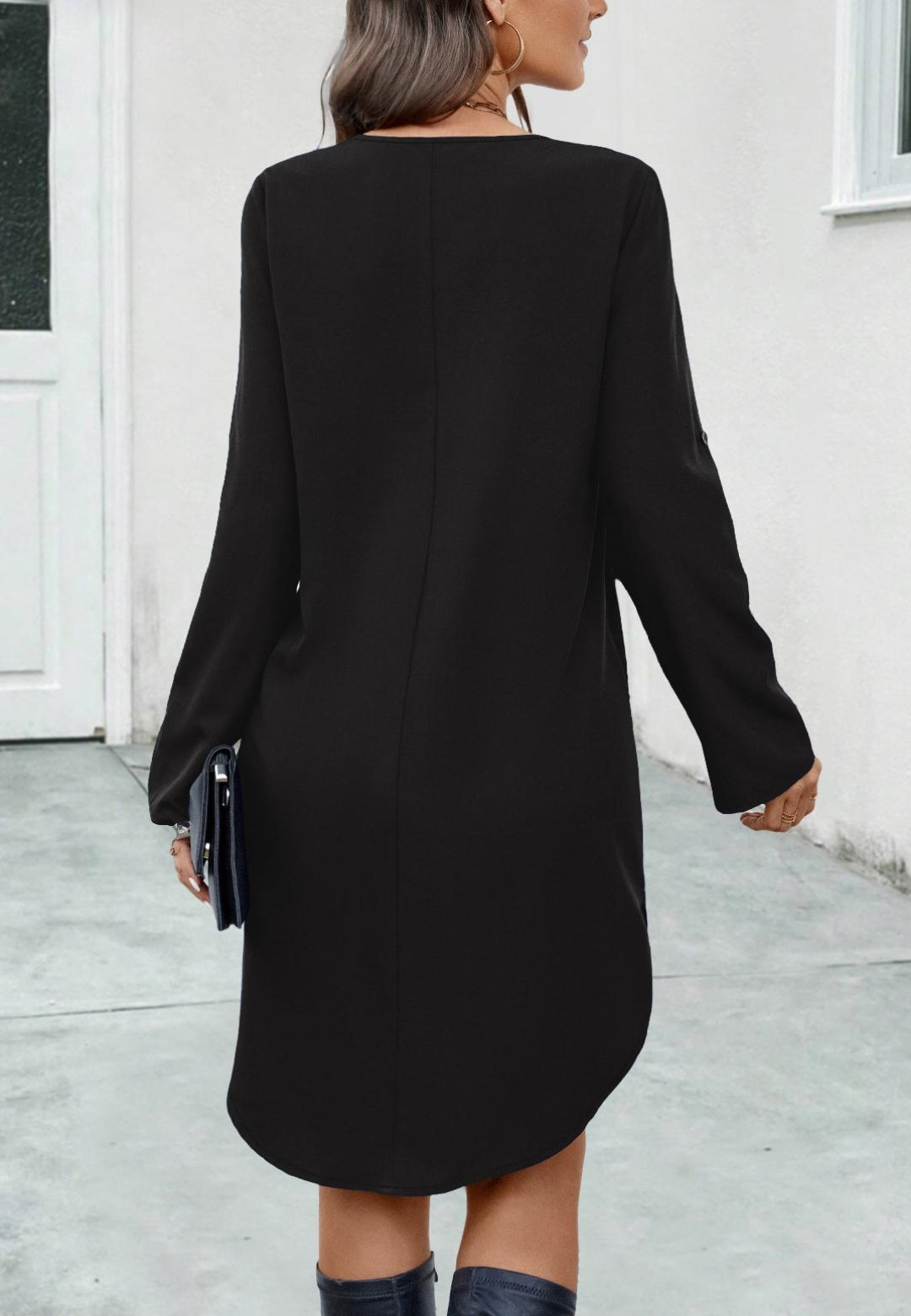 Vestido con cierre de cremallera y solapa enrollable