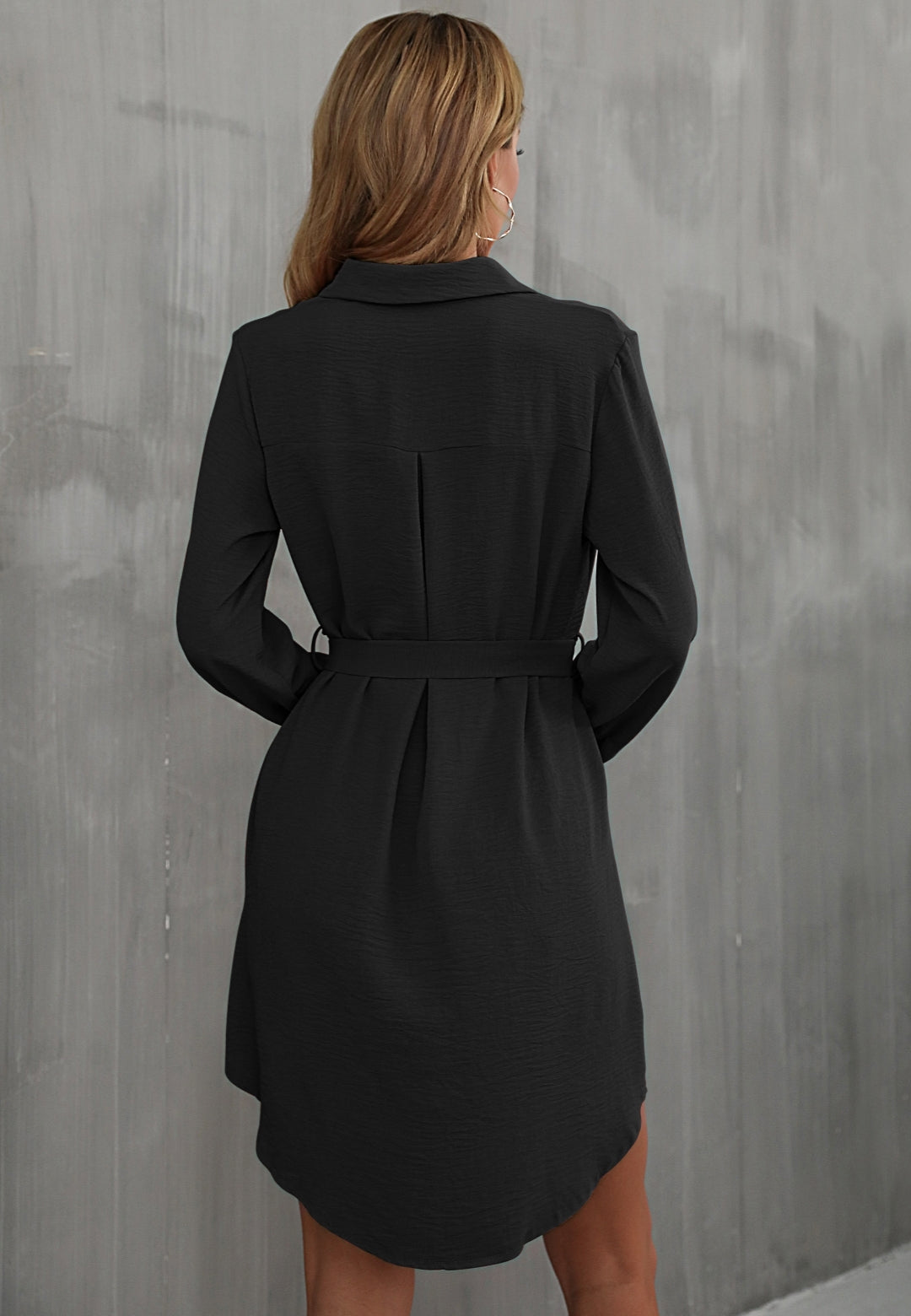 Vestido camisero con botones y cuello liso