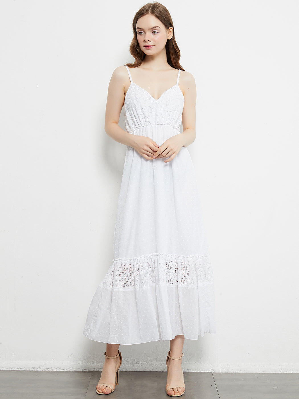 Sweetheart Neckline Clip Dot Lace Maxi Dress