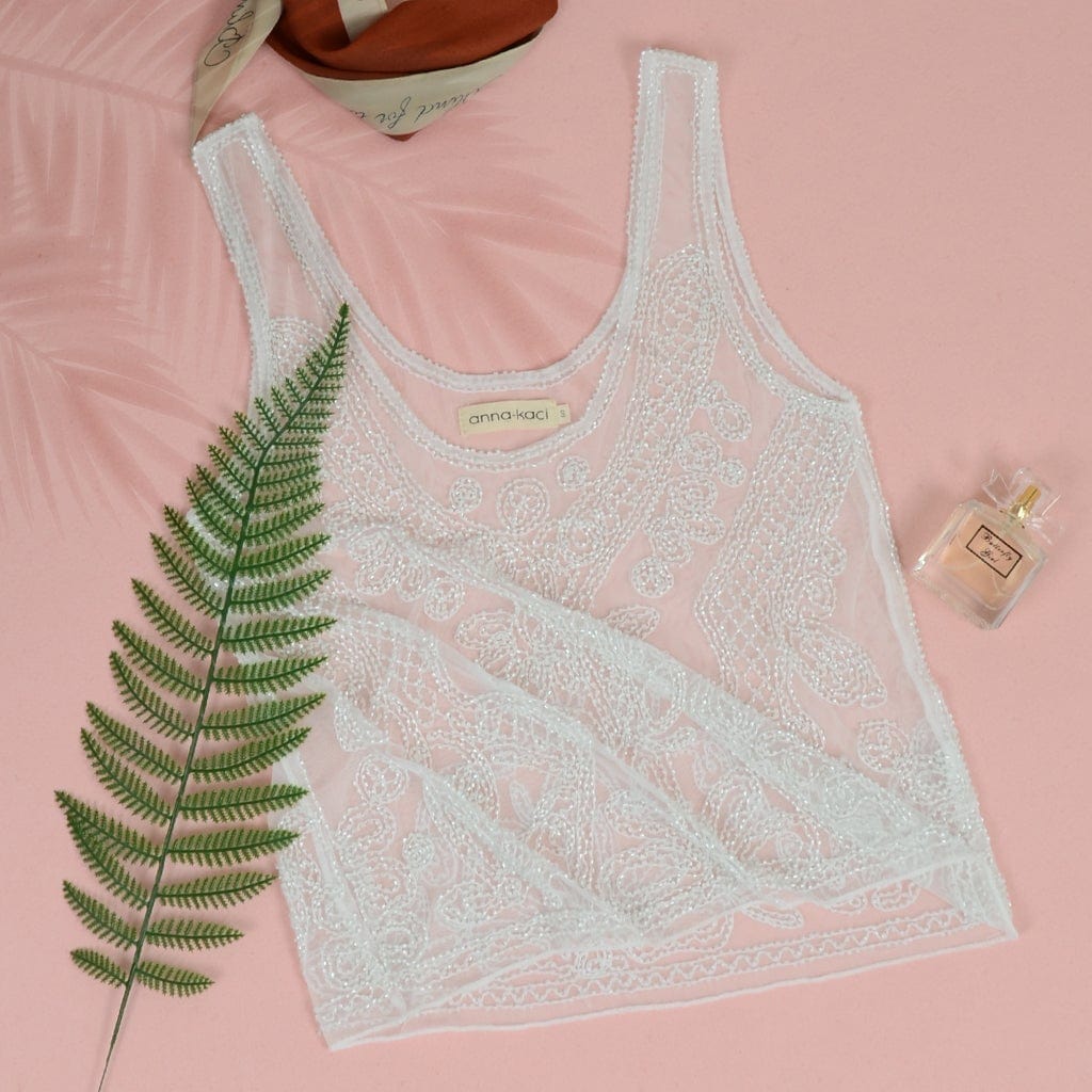 Top de encaje transparente bordado