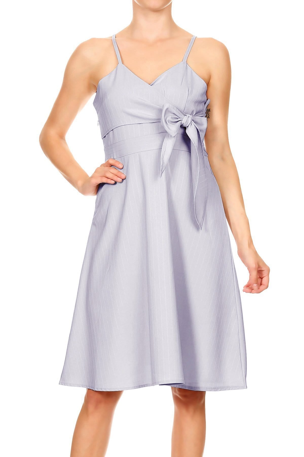 Vestido de fiesta con tirantes finos