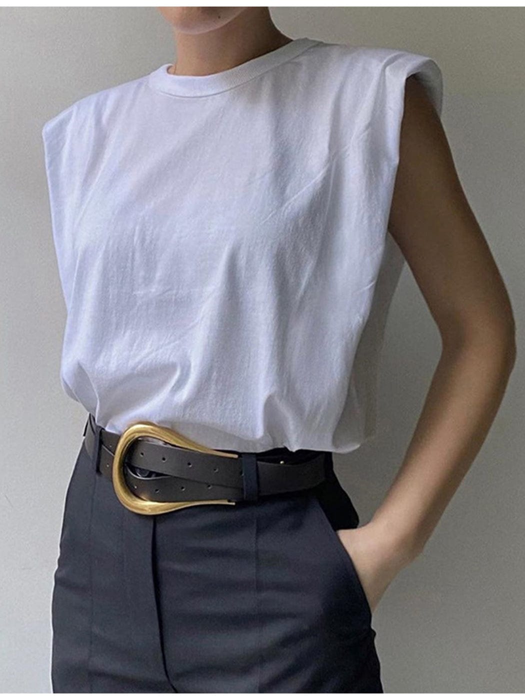 Camisetas sin mangas con hombreras