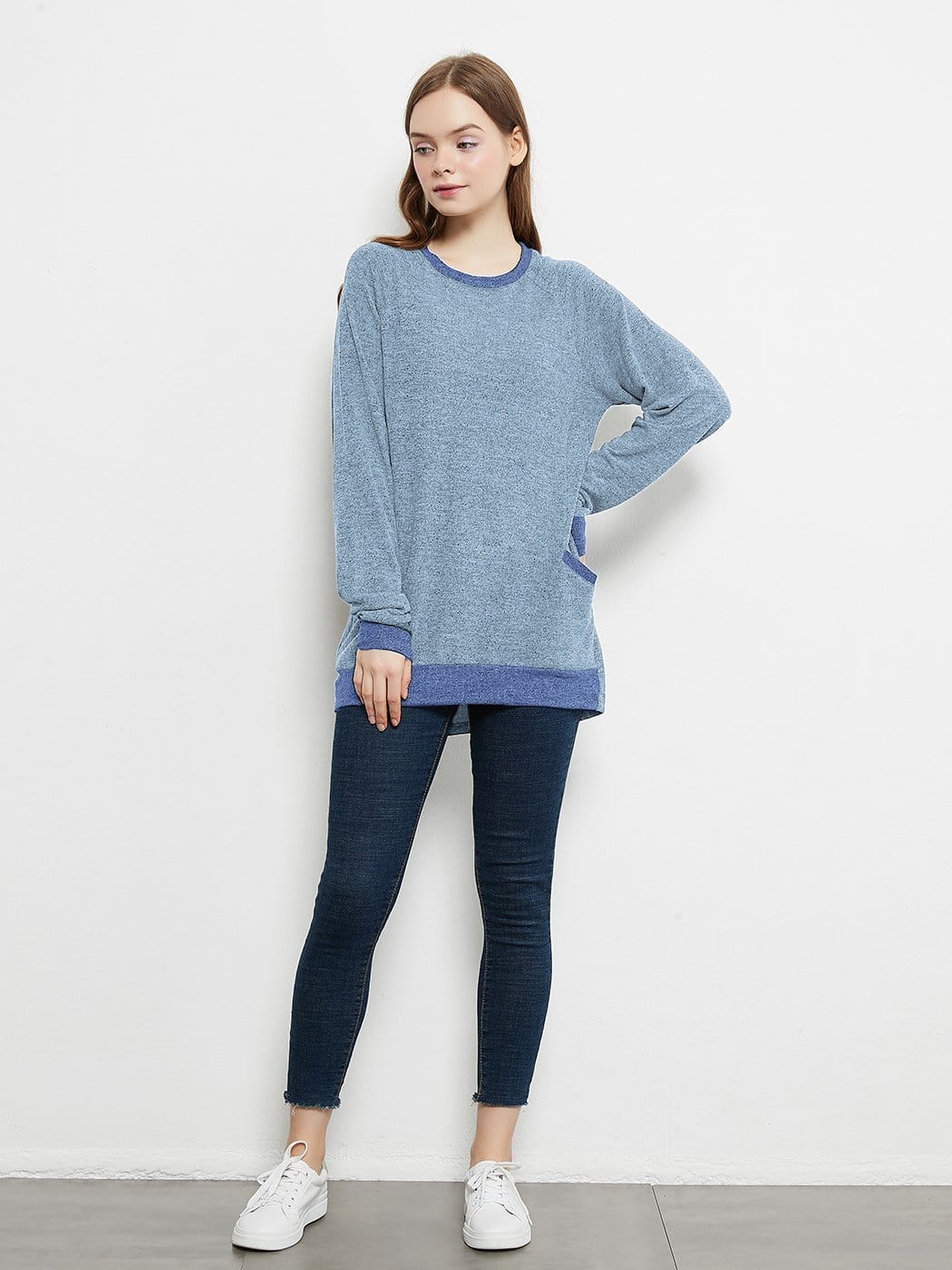 Camisetas casuales de manga larga con cuello redondo, blusas, sudaderas, túnicas y bolsillos