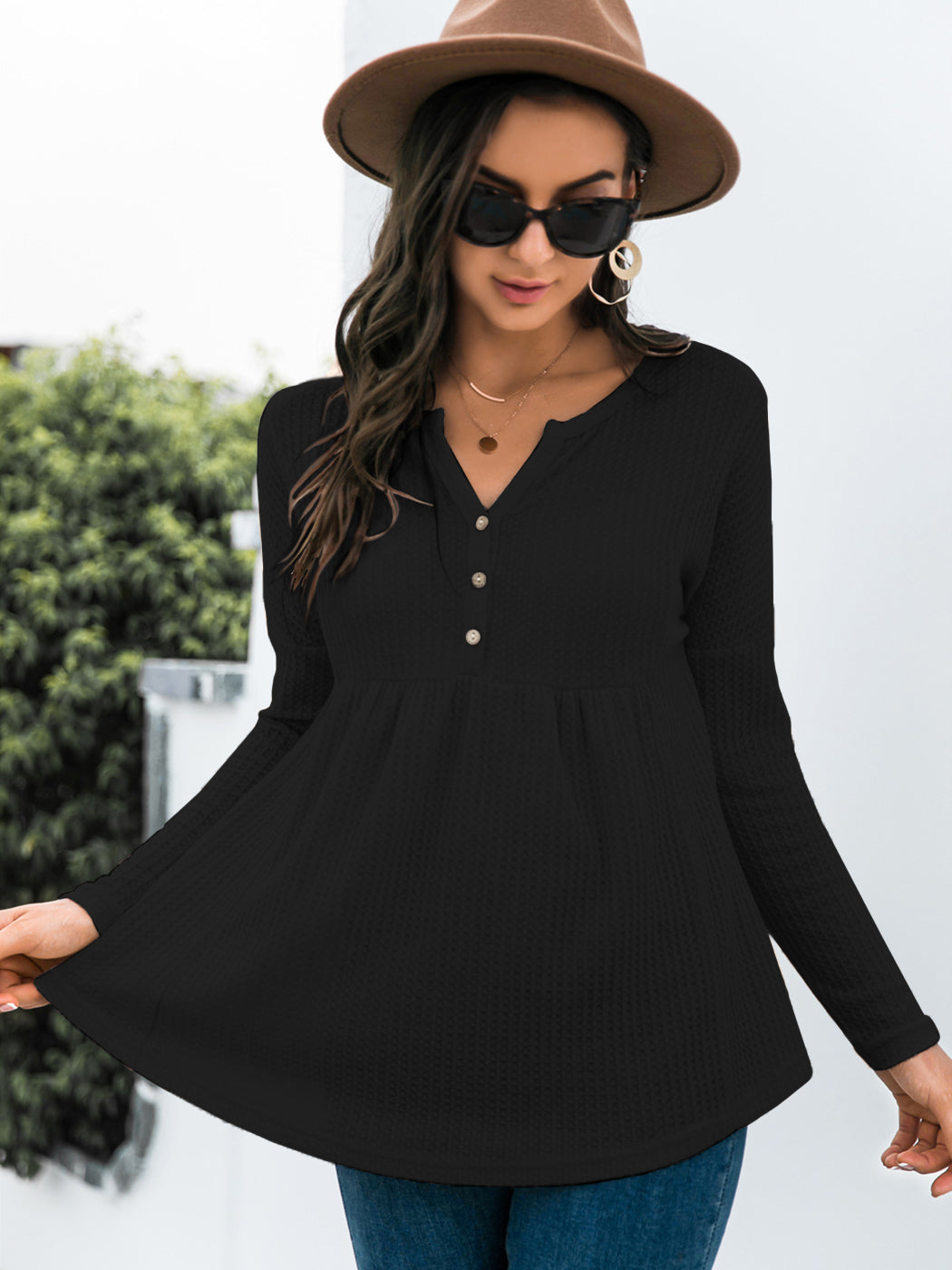 Blusa babydoll con cuello en V y mangas largas de punto gofre con volantes para mujer de Anna-Kaci