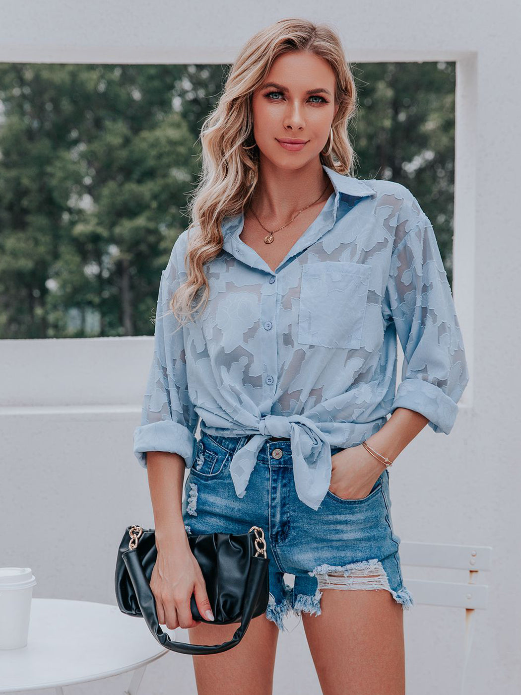 Blusa de gasa con estampado floral, mangas largas, cuello vuelto semitransparente y botones para mujer de Anna-Kaci