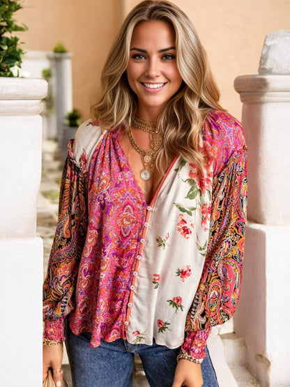 Blusa de manga larga con escote en V y diseño de patchwork bohemio para mujer de Anna-Kaci con estampado floral y cachemir combinado