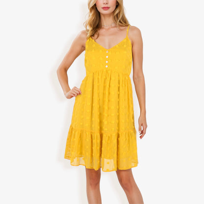Vestido de verano con volantes y lunares